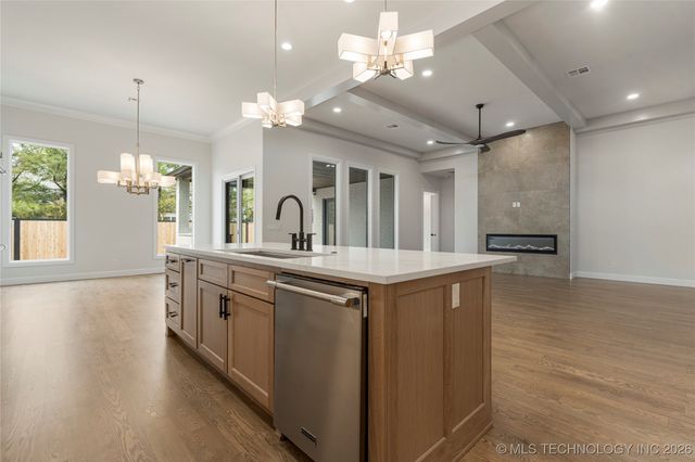 11927 S Vandalia Avenue, Tulsa, OK 74103