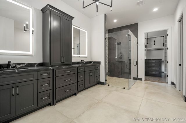 11927 S Vandalia Avenue, Tulsa, OK 74103