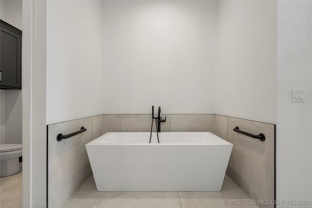 11927 S Vandalia Avenue, Tulsa, OK 74103