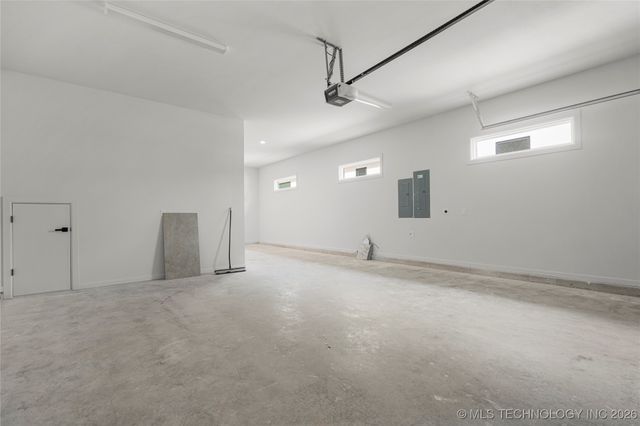 11927 S Vandalia Avenue, Tulsa, OK 74103