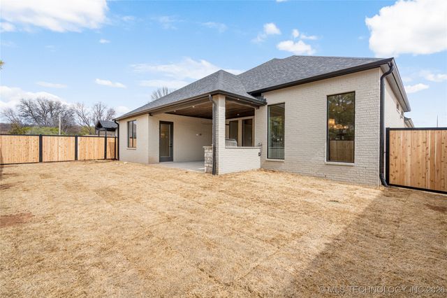 11927 S Vandalia Avenue, Tulsa, OK 74103