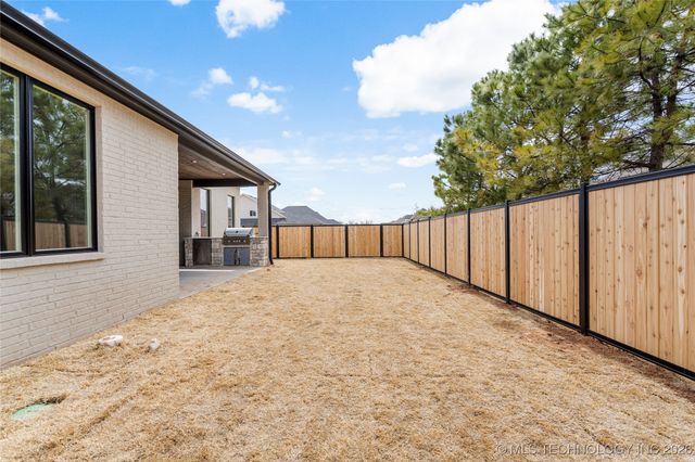 11927 S Vandalia Avenue, Tulsa, OK 74103