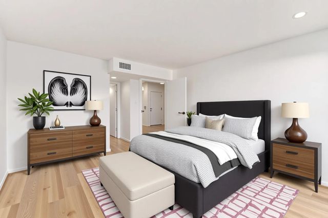 3015 Walnut Bend Lane 31, Houston, TX 77042