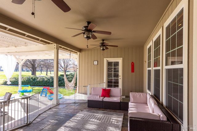 18094 Spyglass Rd, Hidden Valley Lake, CA 95467