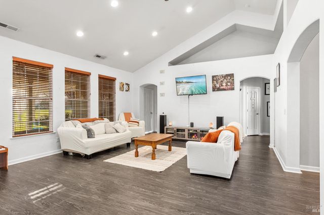 18094 Spyglass Rd, Hidden Valley Lake, CA 95467