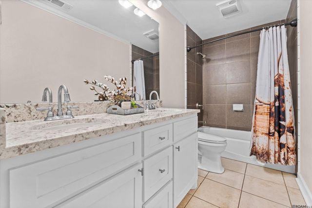 1540 Rollins Rd, Zachary, LA 70791