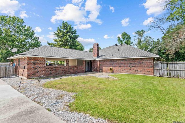 1540 Rollins Rd, Zachary, LA 70791