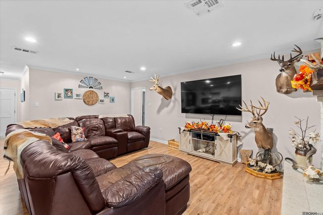 1540 Rollins Rd, Zachary, LA 70791