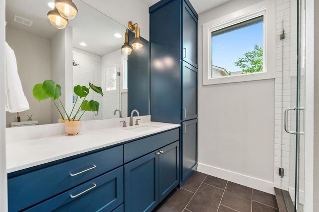2600 Arion CIR, Austin, TX 78730