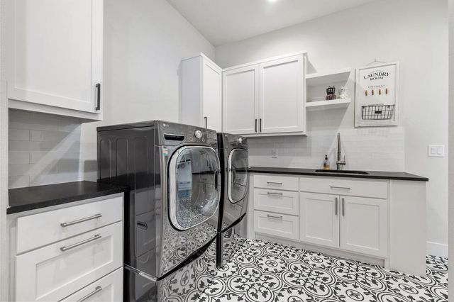 2600 Arion CIR, Austin, TX 78730