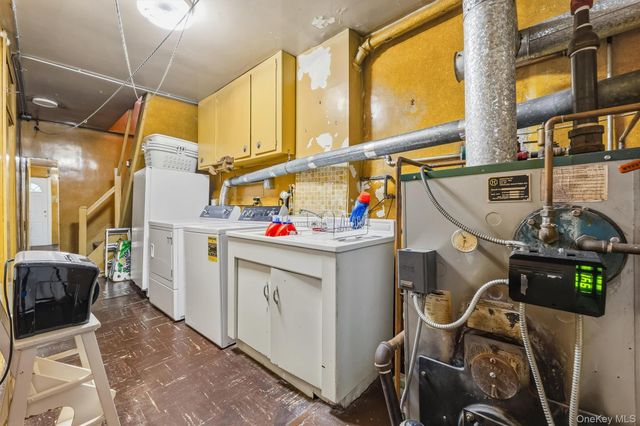 2324 Westervelt Avenue, Bronx, NY 10469