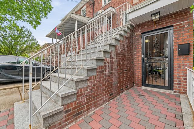 2324 Westervelt Avenue, Bronx, NY 10469