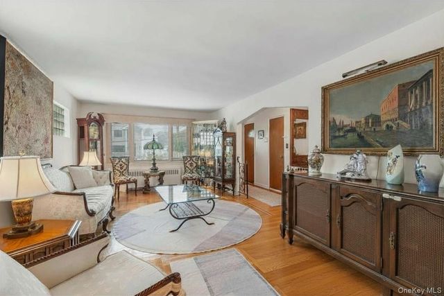 2324 Westervelt Avenue, Bronx, NY 10469
