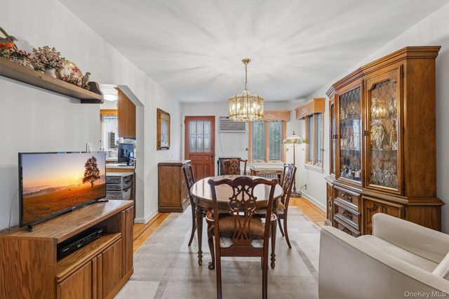 2324 Westervelt Avenue, Bronx, NY 10469