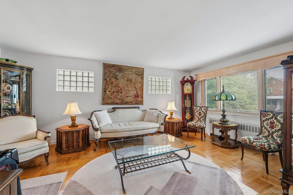 2324 Westervelt Avenue, Bronx, NY 10469 — photo 5