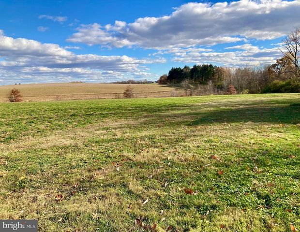 5867 OLD ROUTE 22, Bernville, PA 19506