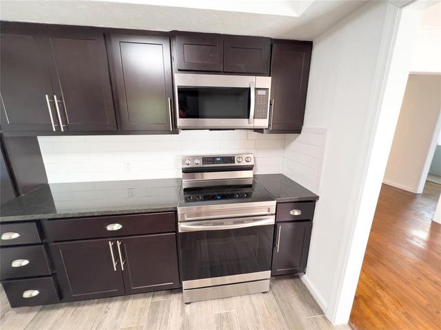 2022 NW 33rd Street, Oklahoma City, OK 73118