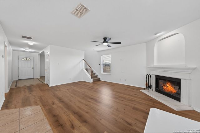 10122 Cactus Valley, San Antonio, TX 78254