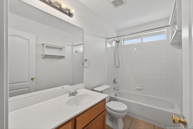 10122 Cactus Valley, San Antonio, TX 78254