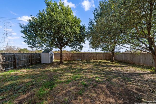 10122 Cactus Valley, San Antonio, TX 78254