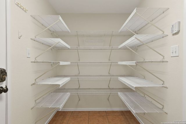 10122 Cactus Valley, San Antonio, TX 78254