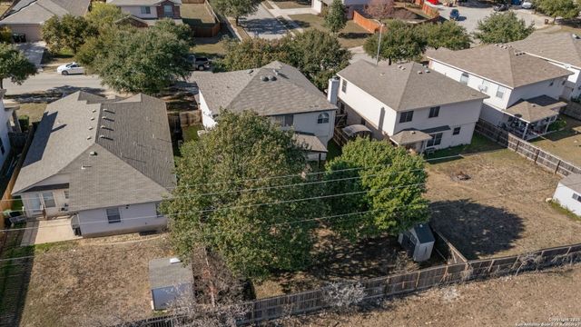 10122 Cactus Valley, San Antonio, TX 78254