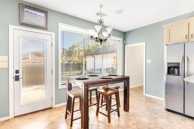 7002 Lakeside Drive, Liberty, TX 77575