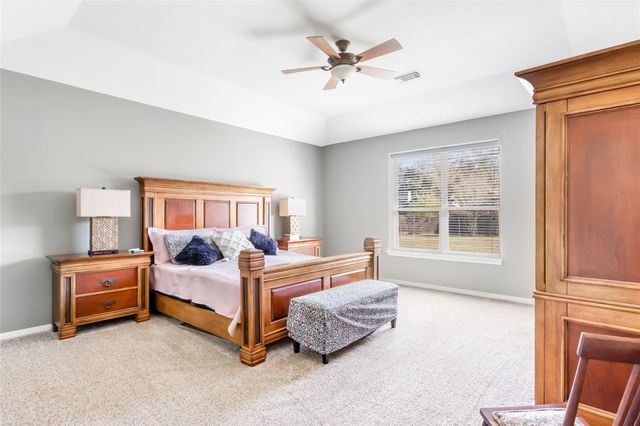 7002 Lakeside Drive, Liberty, TX 77575