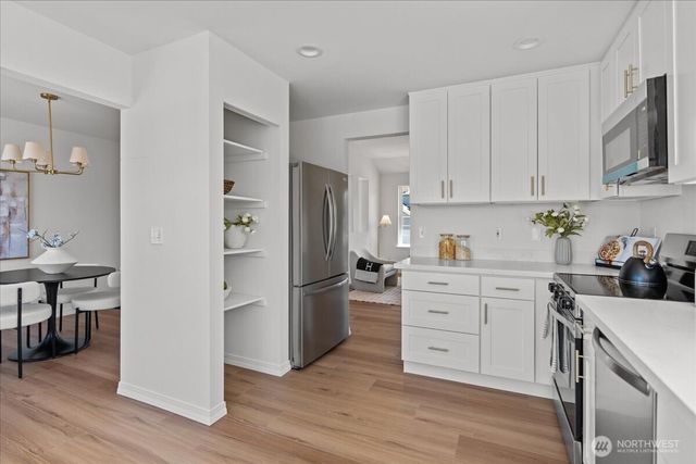 2956 lowren Loop, Port Orchard, WA 98366