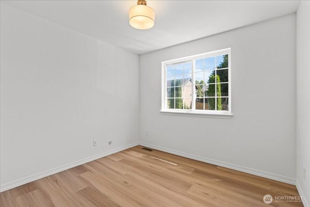 2956 lowren Loop, Port Orchard, WA 98366