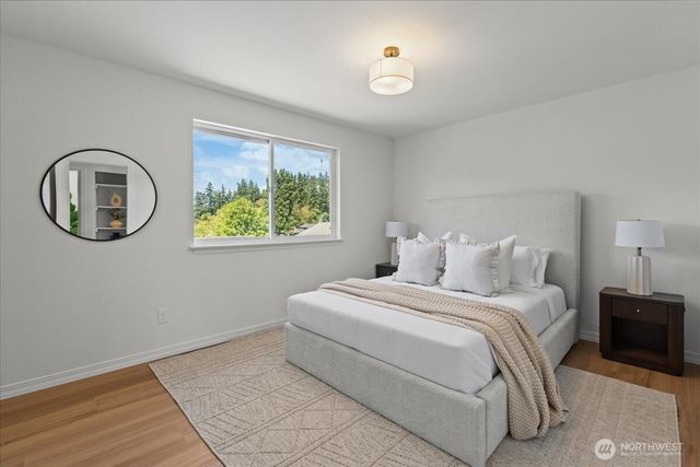 2956 lowren Loop, Port Orchard, WA 98366