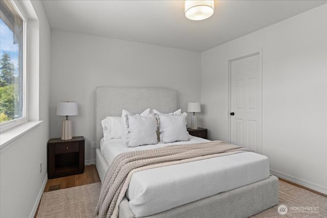 2956 lowren Loop, Port Orchard, WA 98366