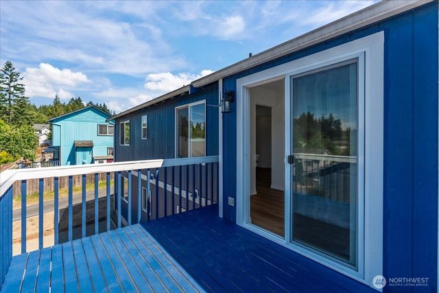 2956 lowren Loop, Port Orchard, WA 98366