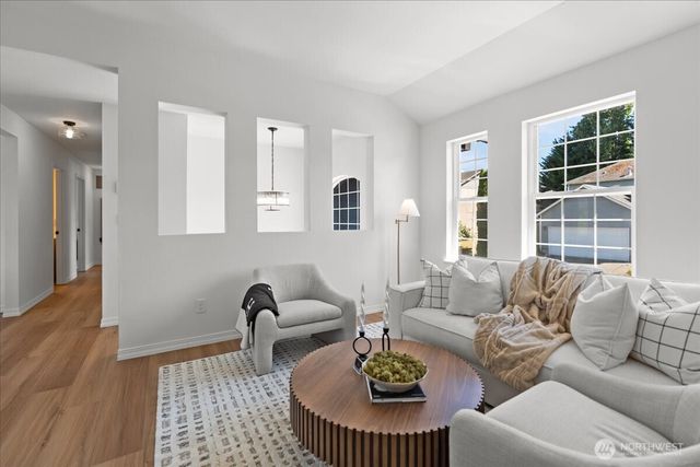2956 lowren Loop, Port Orchard, WA 98366