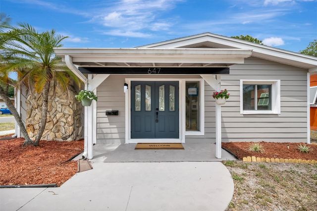647 74TH AVENUE N, St Petersburg, FL 33702