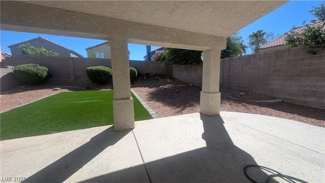 9341 Jumpin Juniper Avenue, Las Vegas, NV 89129
