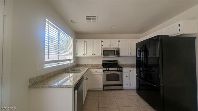 9341 Jumpin Juniper Avenue, Las Vegas, NV 89129