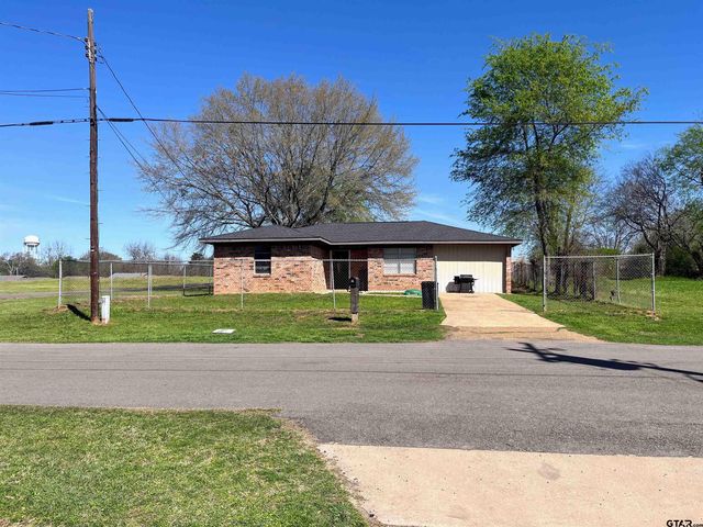 407 Fulton, Pittsburg, TX 75686