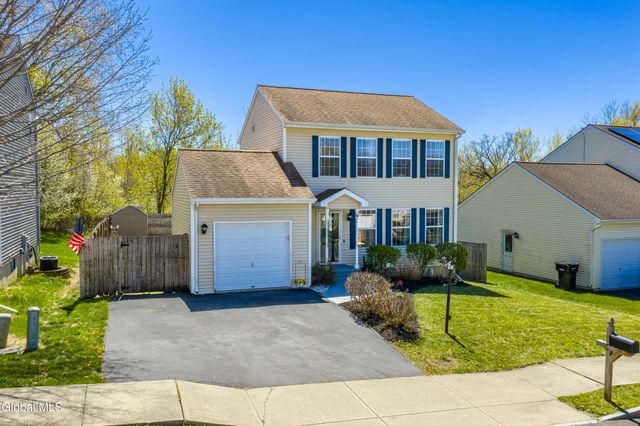6 Cobblestone Lane, Troy, NY 12180