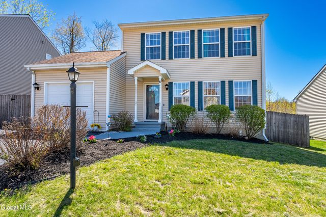 6 Cobblestone Lane, Troy, NY 12180