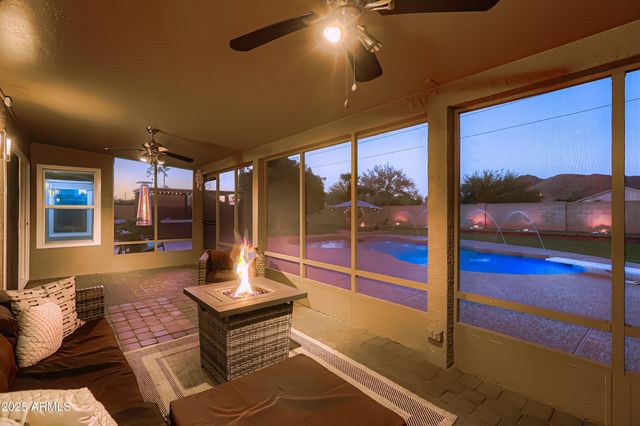 4334 W VILLA LINDA Drive, Glendale, AZ 85310