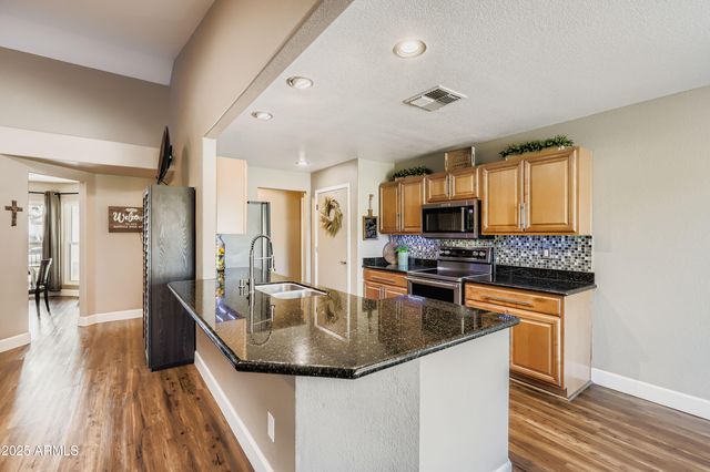 4334 W VILLA LINDA Drive, Glendale, AZ 85310