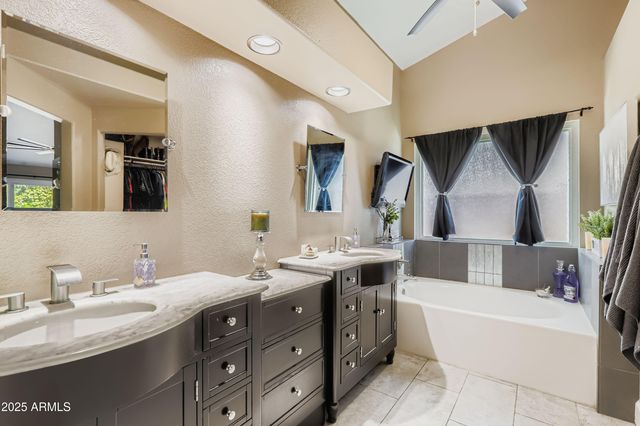 4334 W VILLA LINDA Drive, Glendale, AZ 85310