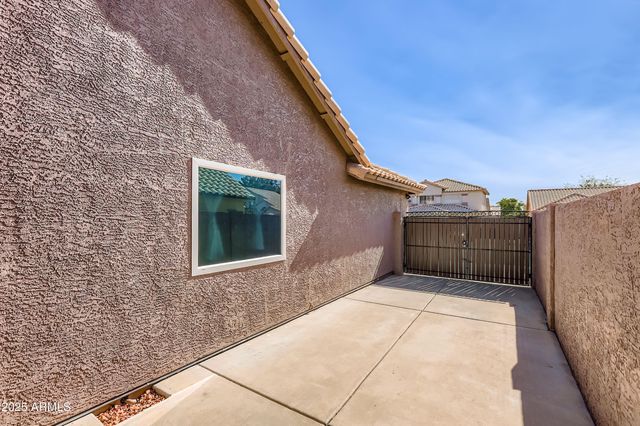 4334 W VILLA LINDA Drive, Glendale, AZ 85310