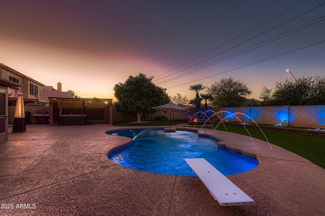 4334 W VILLA LINDA Drive, Glendale, AZ 85310