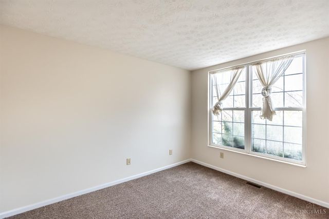 441 Lake Front Drive, Lebanon, OH 45036