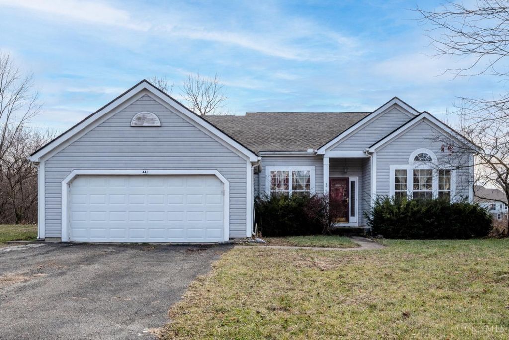 441 Lake Front Drive, Lebanon, OH 45036