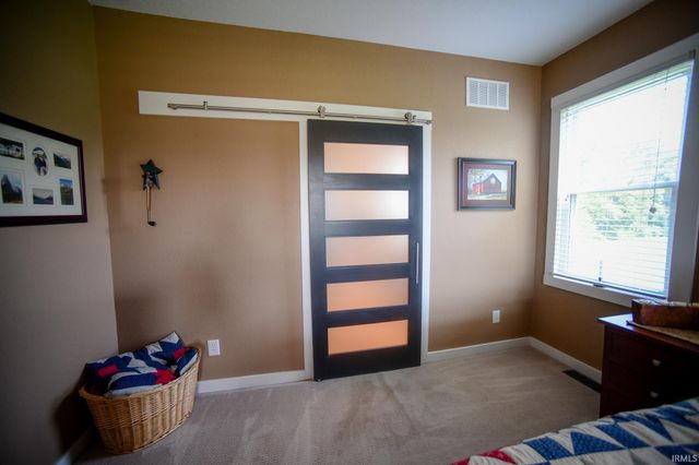 5753 N Golf Course Road, Bicknell, IN 47512