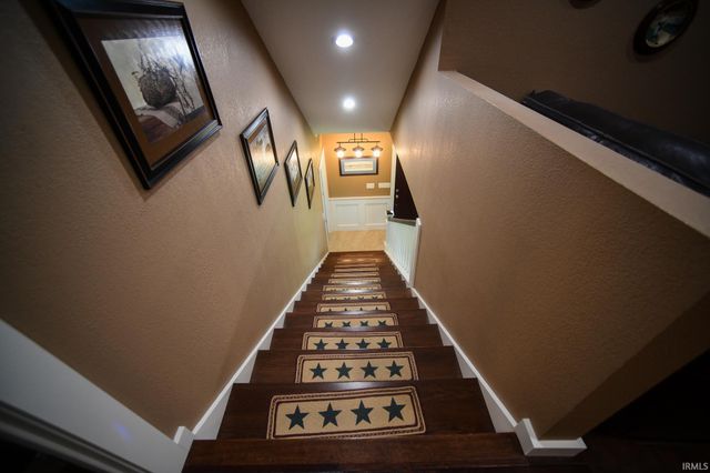 5753 N Golf Course Road, Bicknell, IN 47512