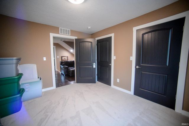 5753 N Golf Course Road, Bicknell, IN 47512